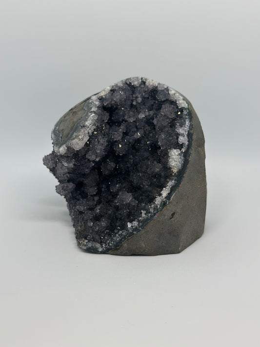 Natural amethyst cut base sugar druzy